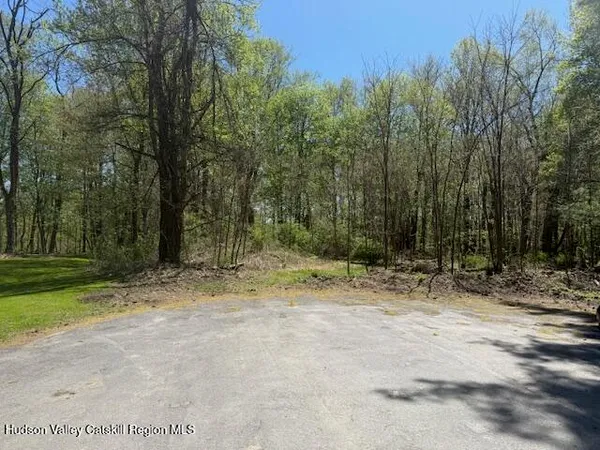 $159,900 | 18 Stilba Lane, Stone Ridge, NY 12484