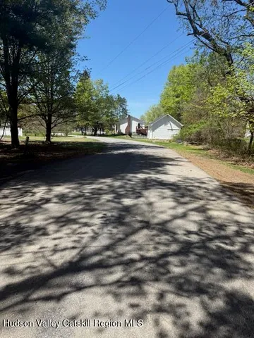 $159,900 | 18 Stilba Lane, Stone Ridge, NY 12484