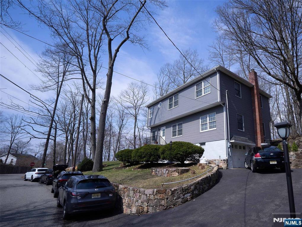 2 Lilac Road Lake Hopatcong, NJ 07849 - Photo 2 of 21 Gallery Image 2