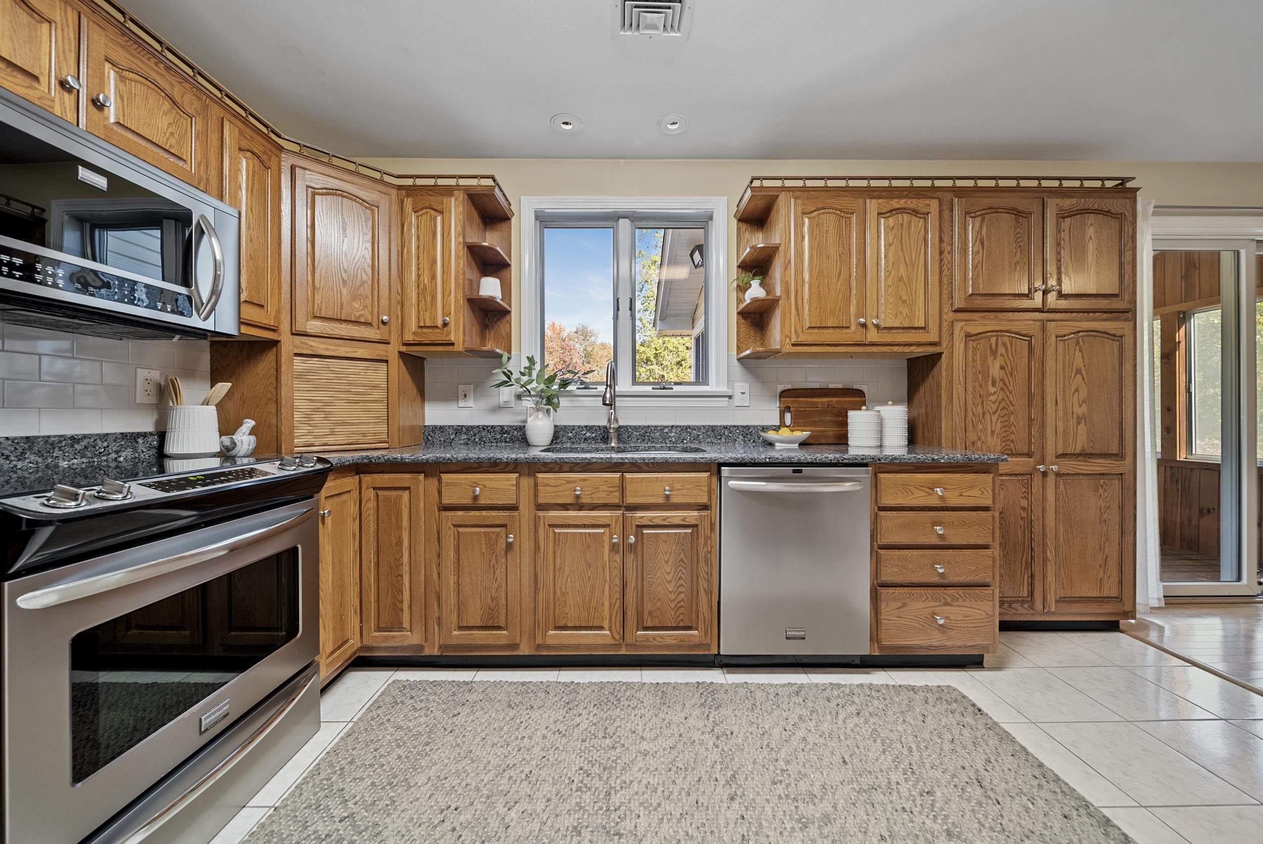 16 Wiley Hill Road Londonderry, NH 03053 - Photo 12 of 43 Gallery Image 12
