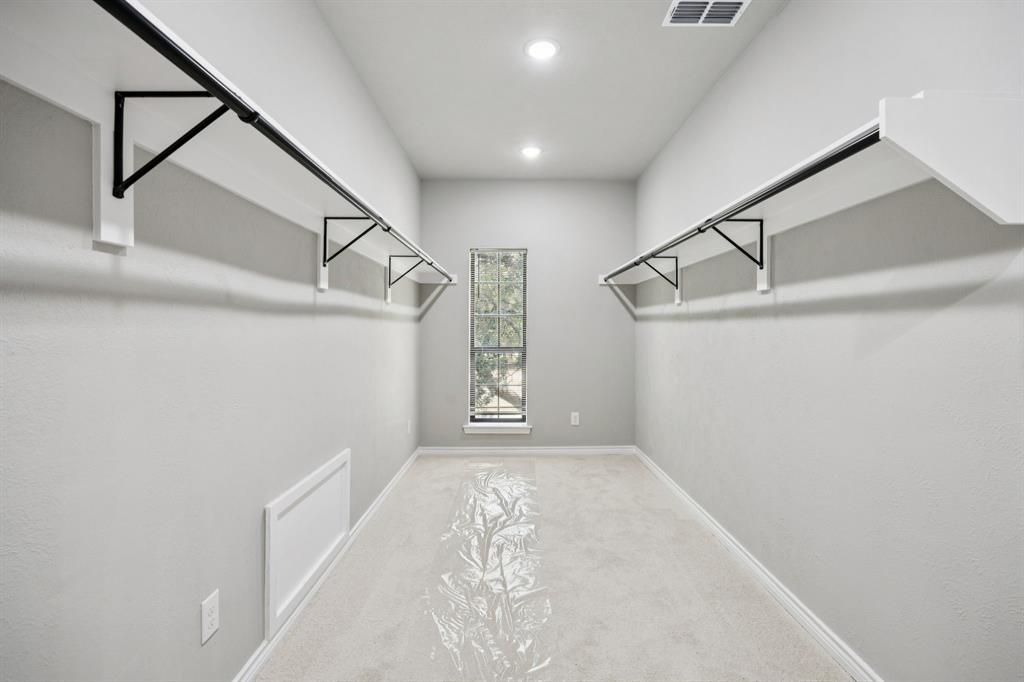 10 Chisholm Trail Lucas, TX 75002 - Photo 19 of 40 a view of small space