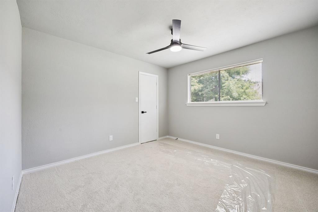 10 Chisholm Trail Lucas, TX 75002 - Photo 24 of 40 a view of an empty room with a window