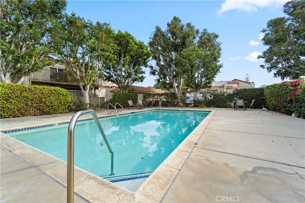 811 Cinnamon Lane Duarte, CA 91010 - Photo 22 of 22 a view of a swimming pool with a yard
