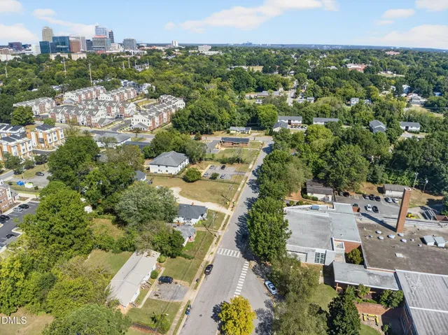 $400,000 | 1422 Carnage Drive, Raleigh, NC 27610