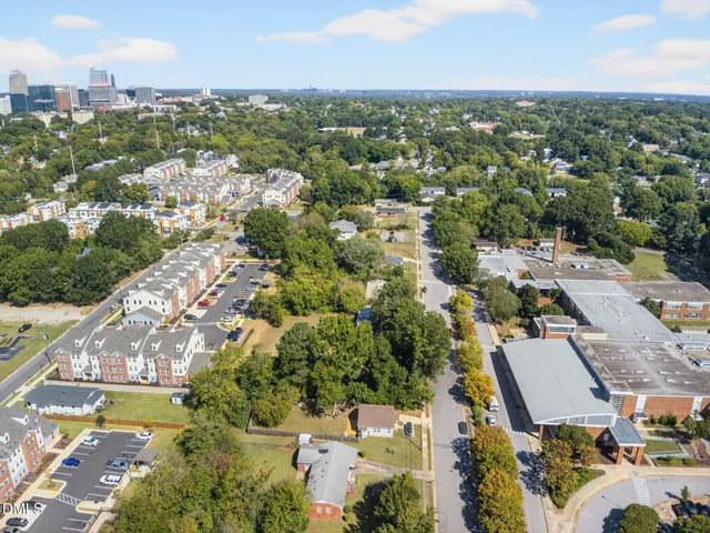 $400,000 | 1422 Carnage Drive, Raleigh, NC 27610