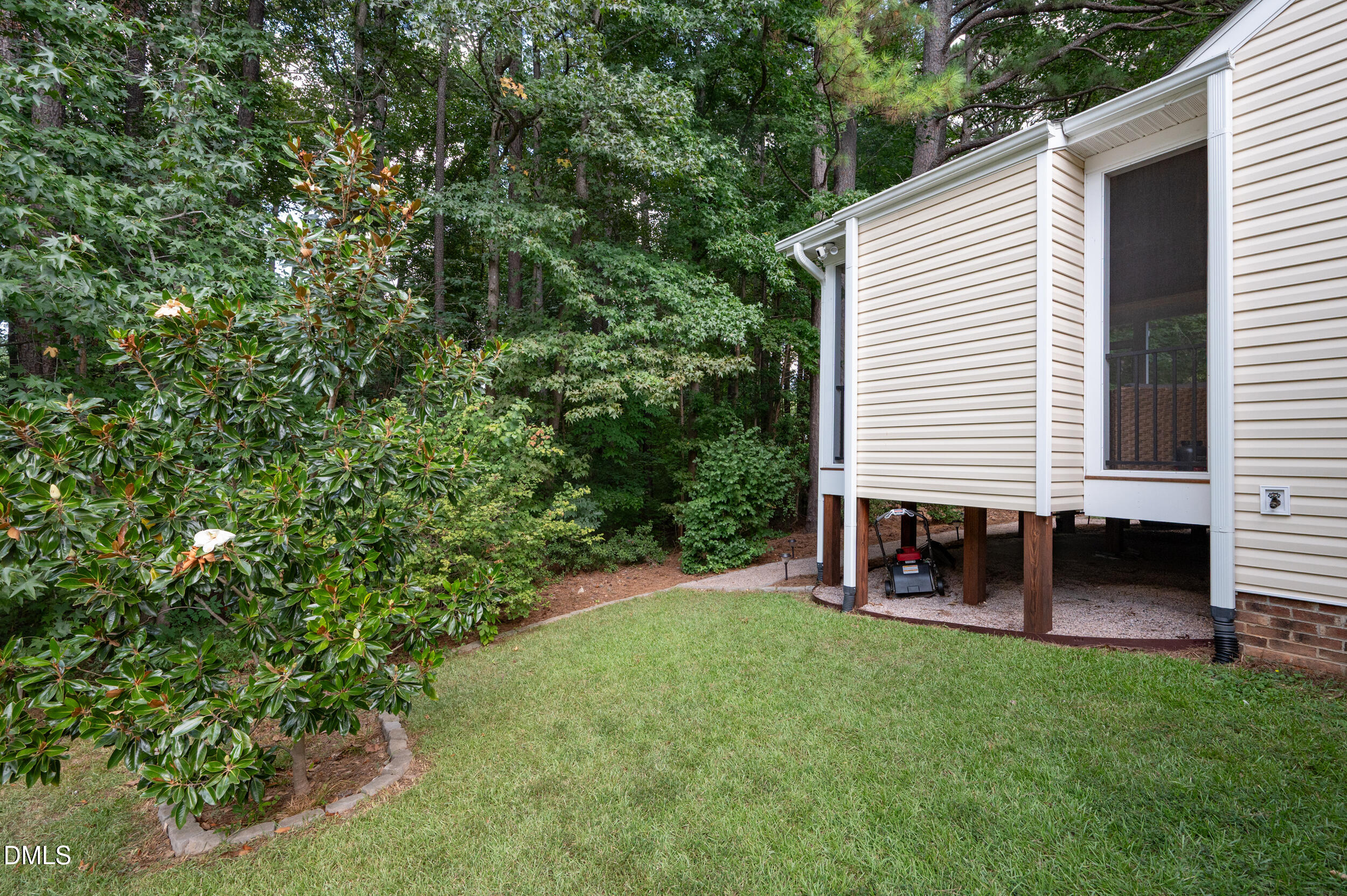 3833 Lodgepole Lane Raleigh, NC 27616 - Photo 42 of 49 Lodgepole048