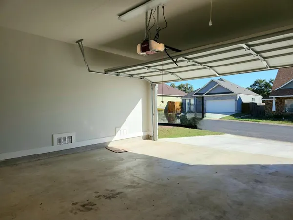 a view of a garage