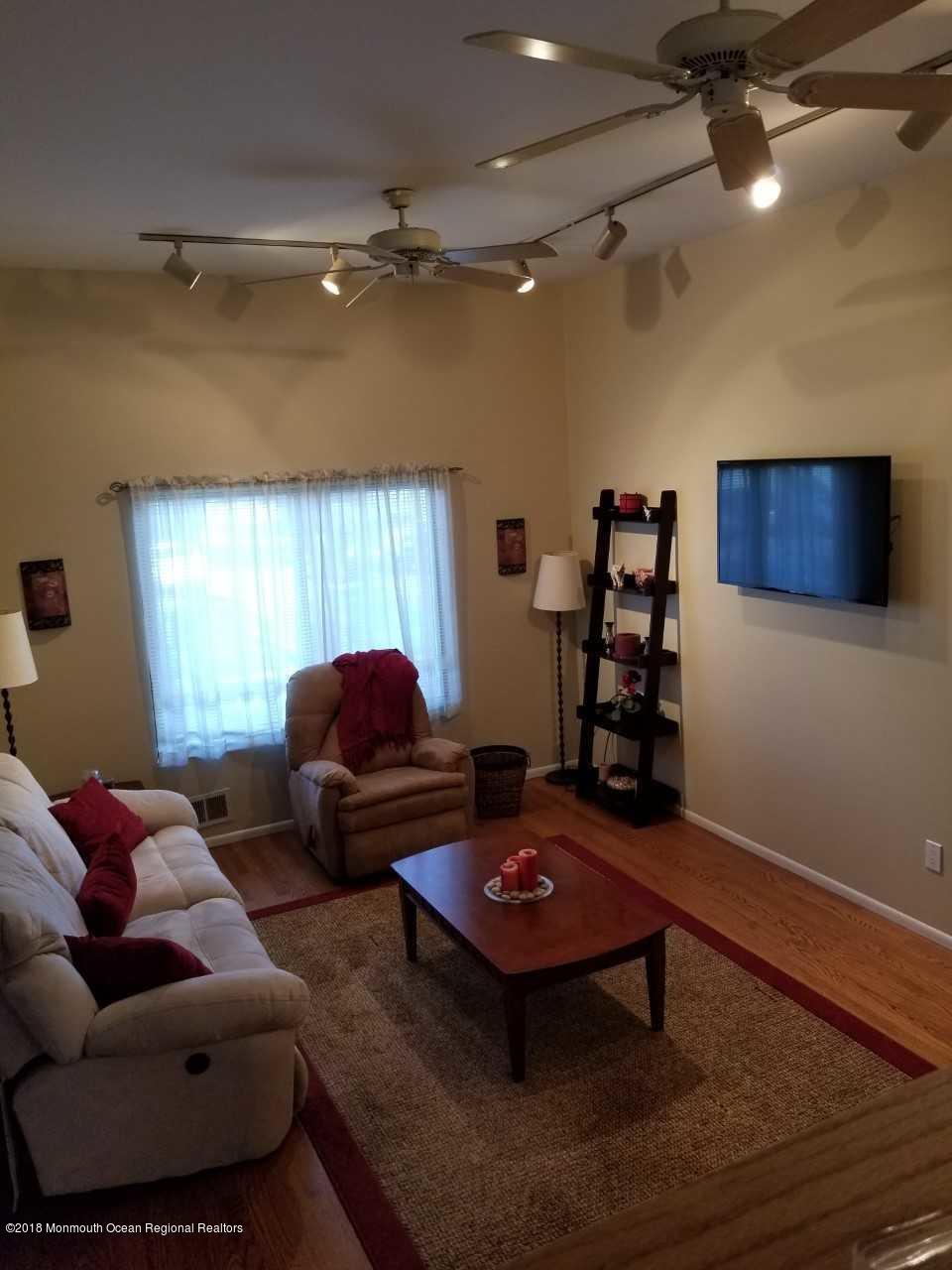 383 Middlewood Road Middletown, NJ 07748 - Photo 3 of 13 New New Living Room Middlewood
