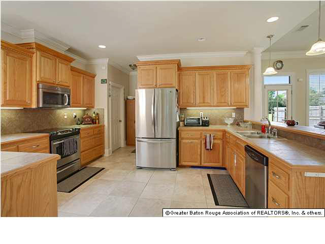 10356 Springridge Avenue Baton Rouge, LA 70810 - Photo 3 of 12 Gallery Image 3
