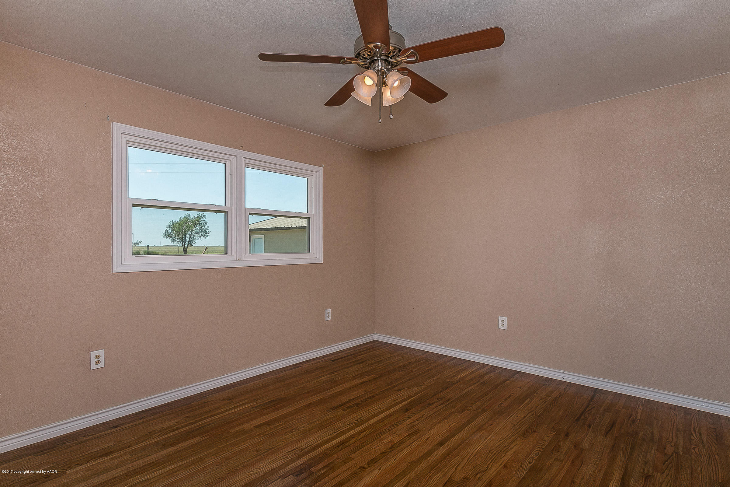 7710 Crawford Road Amarillo, TX 79108 - Photo 10 of 19 010_Bedroom 1