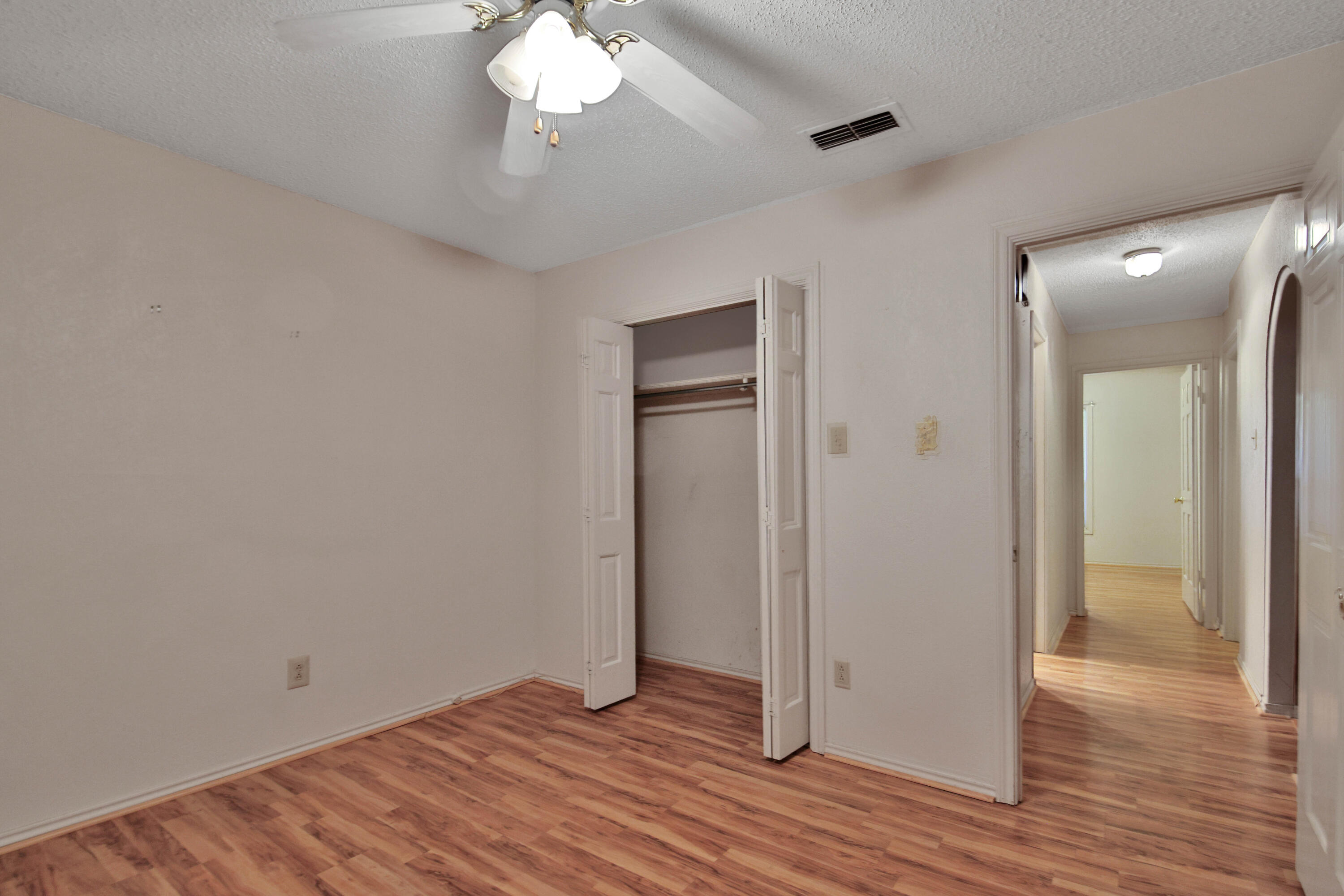5013 57th Street Lubbock, TX 79414 - Photo 16 of 38 IMG_2768