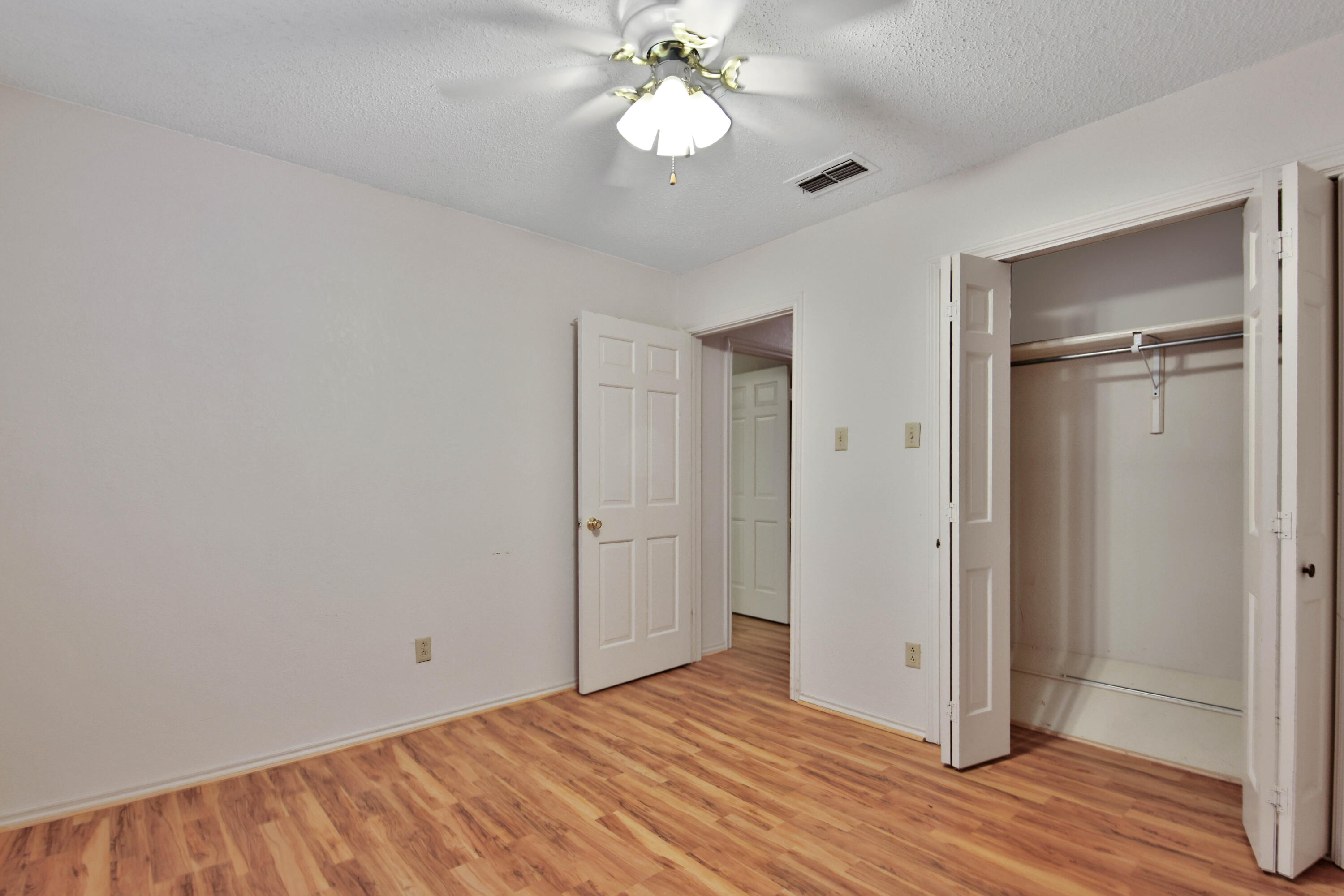 5013 57th Street Lubbock, TX 79414 - Photo 25 of 38 IMG_2777
