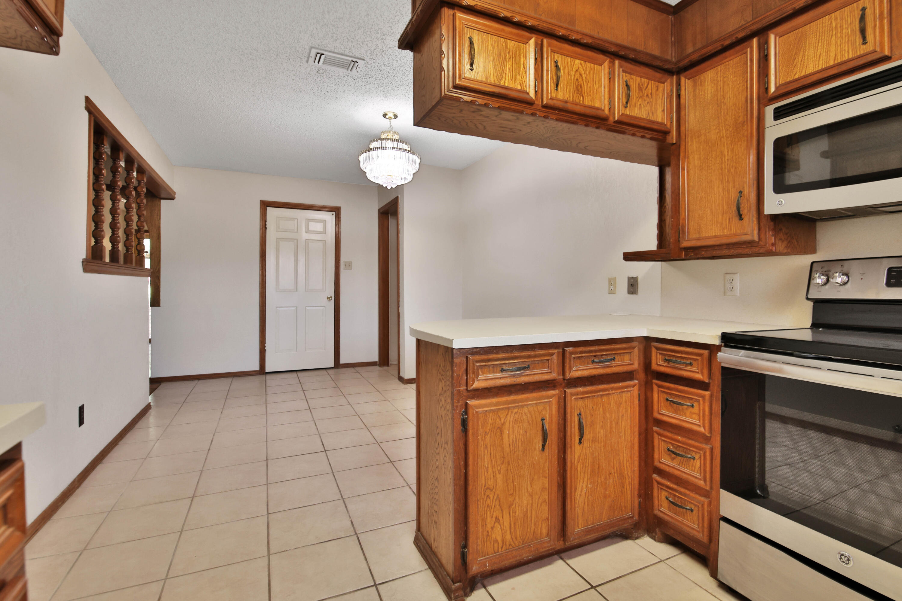 5013 57th Street Lubbock, TX 79414 - Photo 29 of 38 IMG_2781