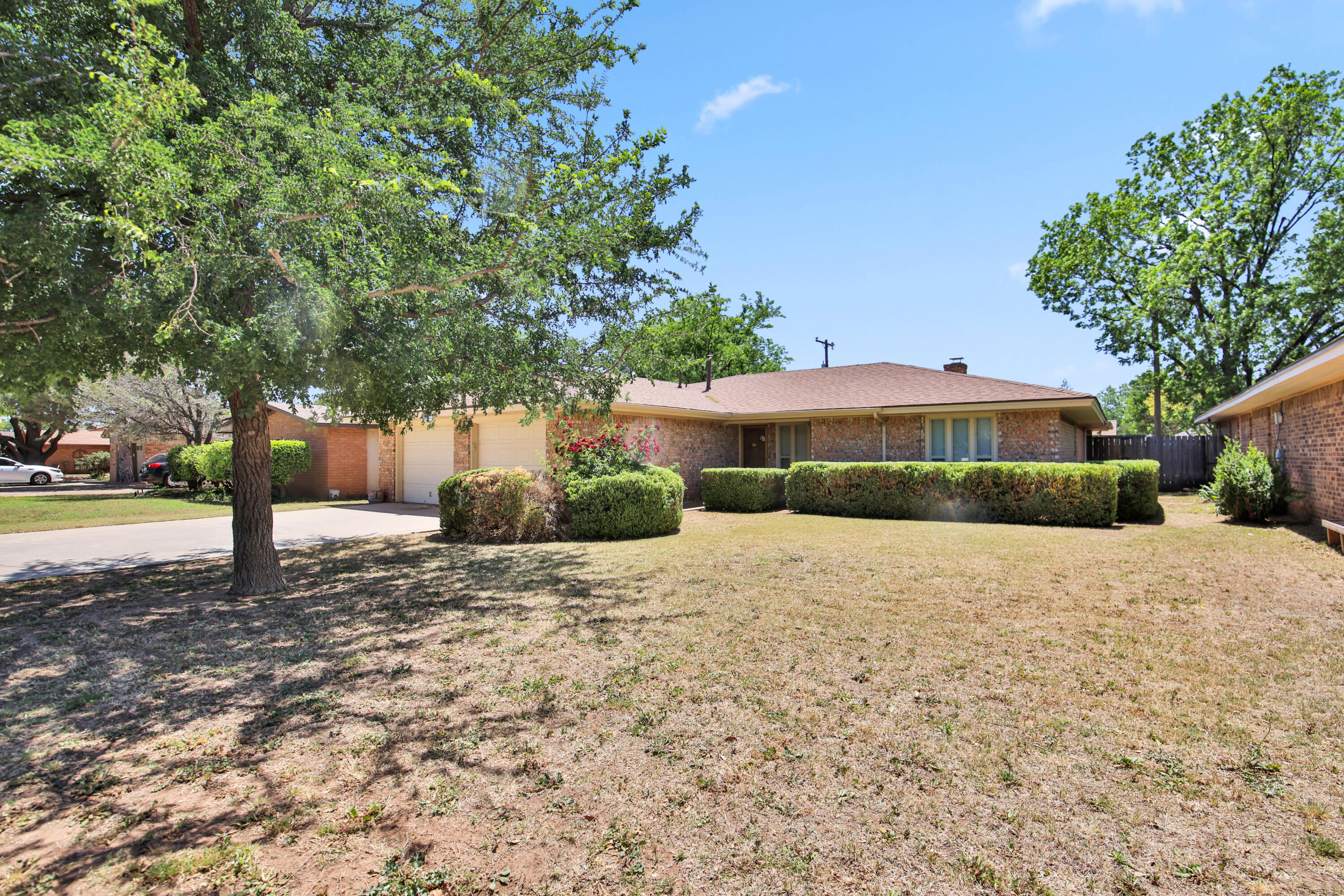 5013 57th Street Lubbock, TX 79414 - Photo 3 of 38 IMG_2755