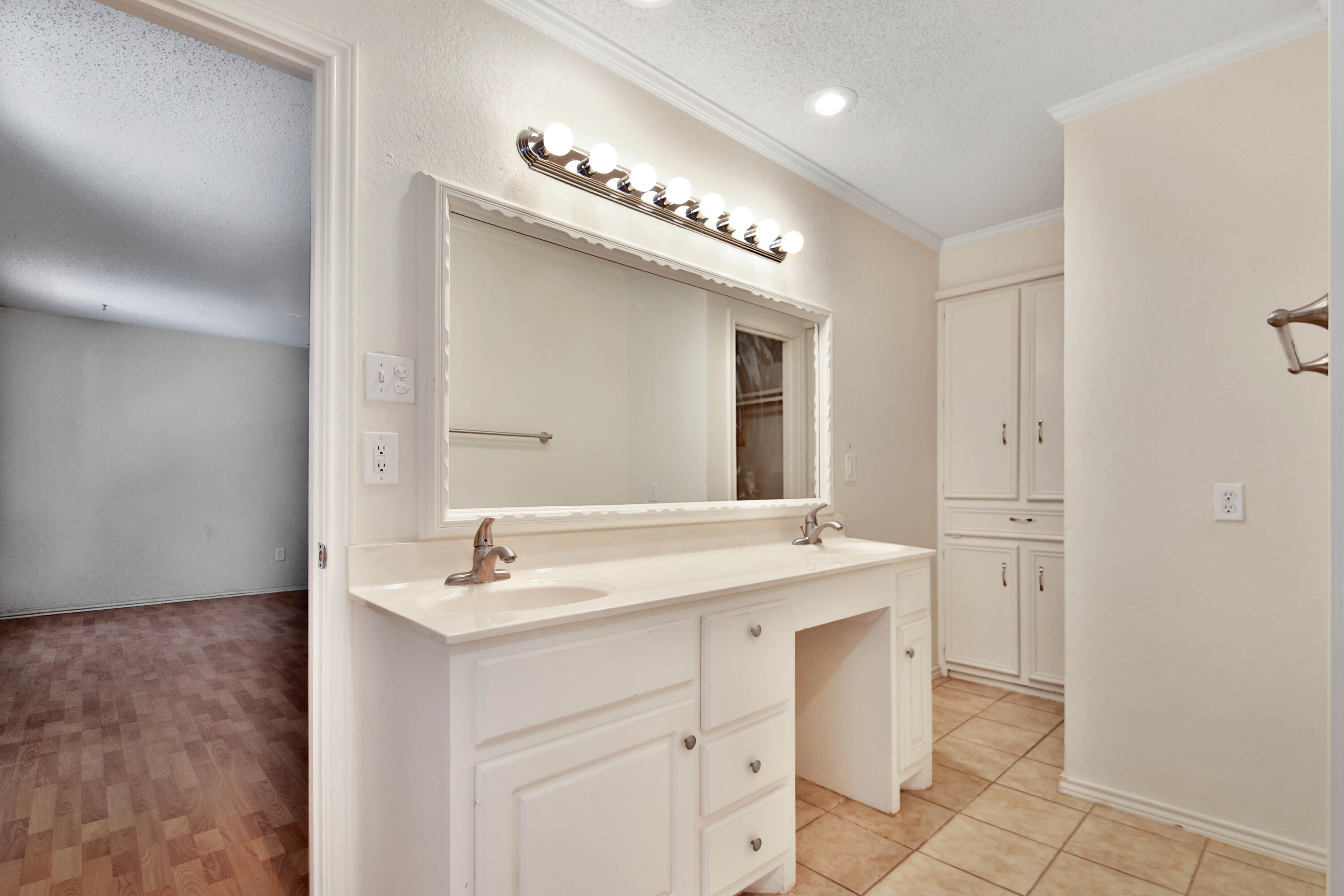 5013 57th Street Lubbock, TX 79414 - Photo 36 of 38 IMG_2788