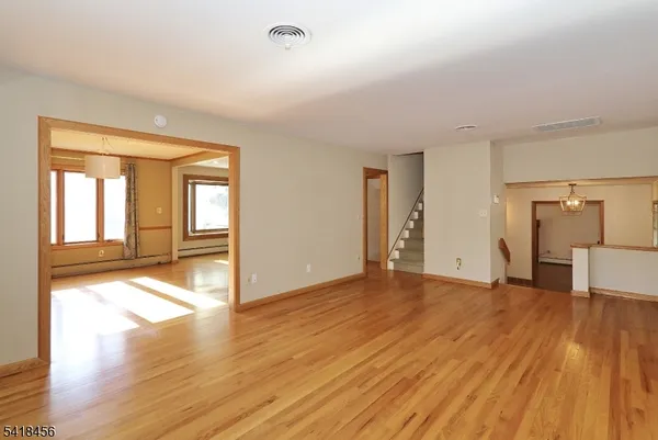 $4,900 | 240 Twin Oaks Terrace, Westfield, NJ 07090