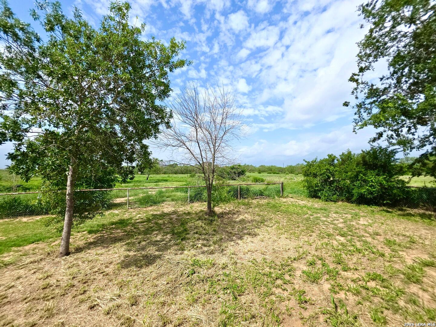 635 East Ditto Road Poteet, TX 78065 - Photo 20 of 22