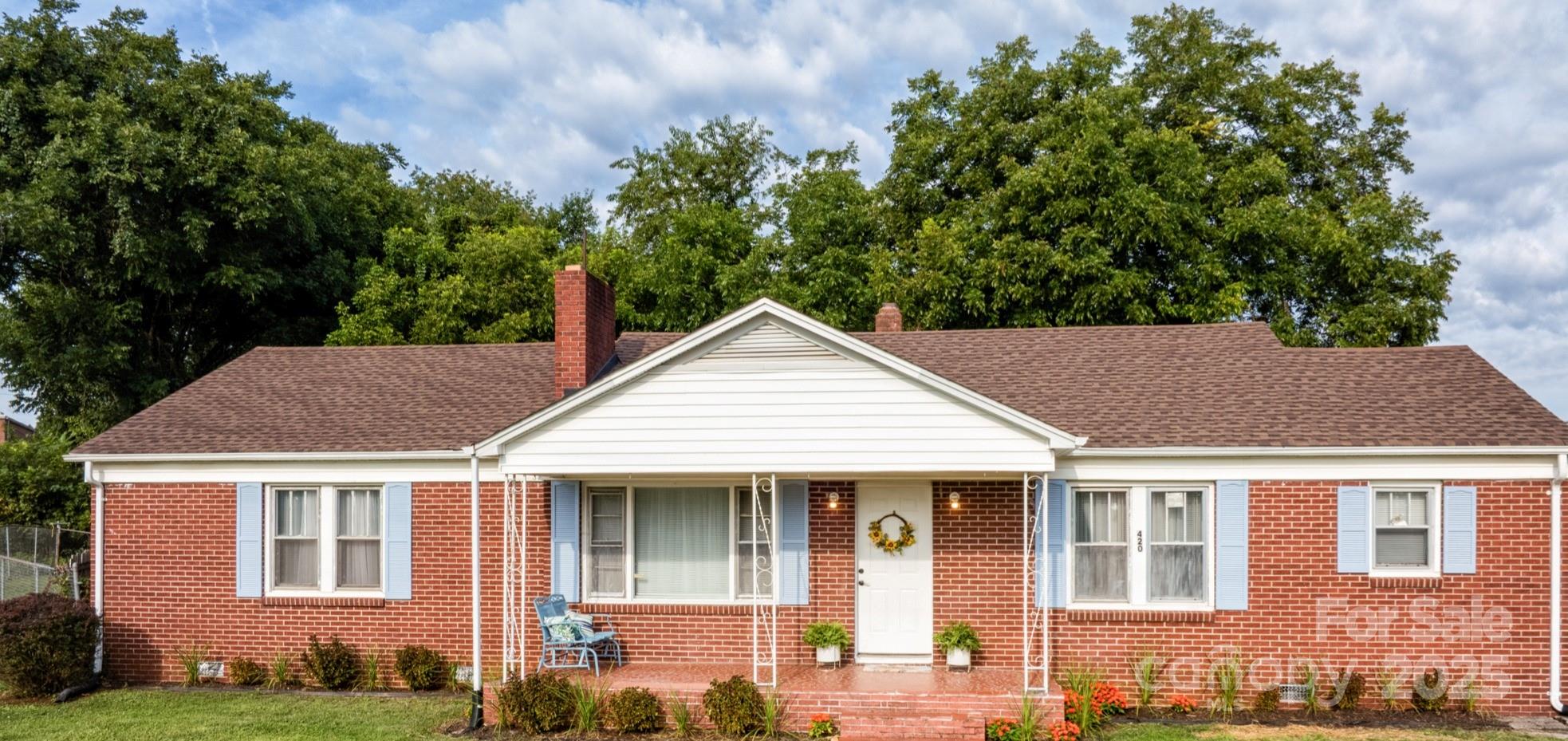 420 Virginia Street Southwest Lenoir, NC 28645 - Photo 2 of 36