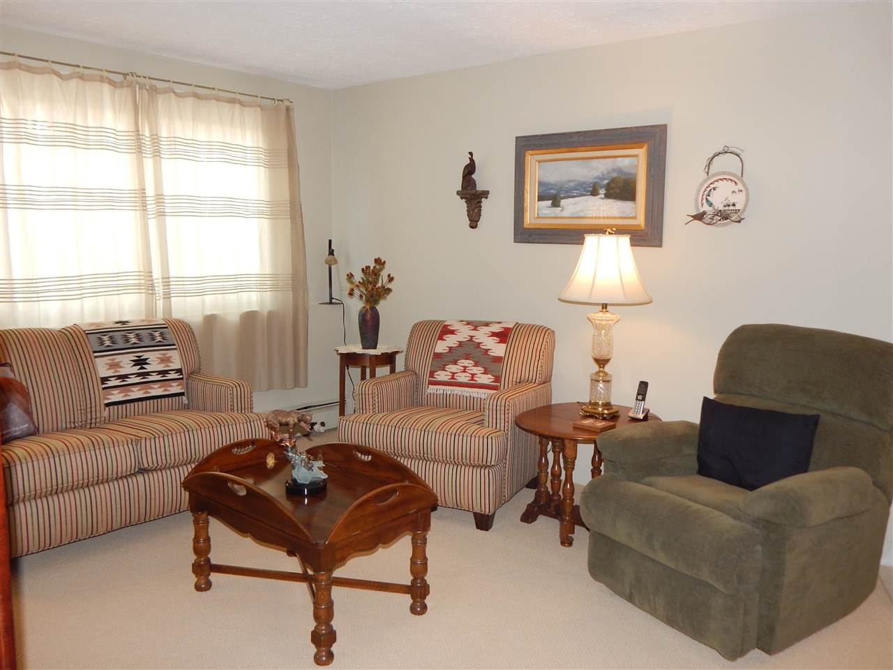 535 Calef Road, Unit 7 Manchester, NH 03103 - Photo 1 of 17