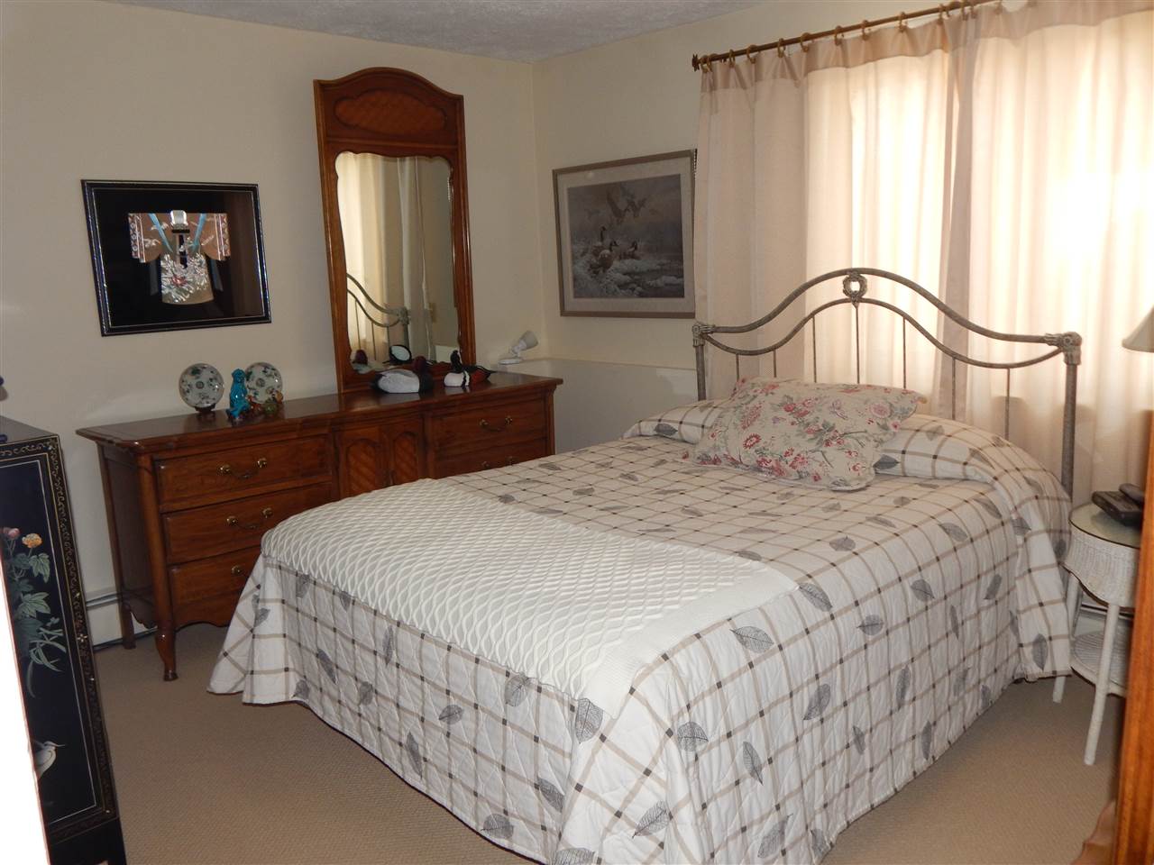 535 Calef Road, Unit 7 Manchester, NH 03103 - Photo 7 of 17