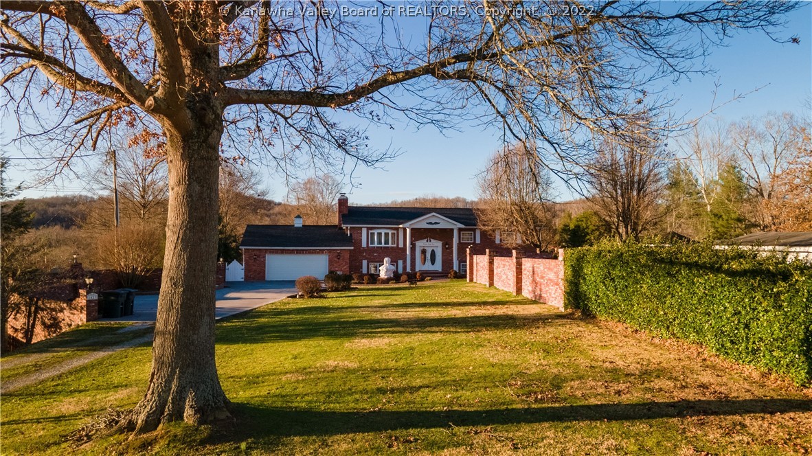 1423 Strawberry Road St. Albans, WV 25177 - Photo 6 of 43 Gallery Image 6