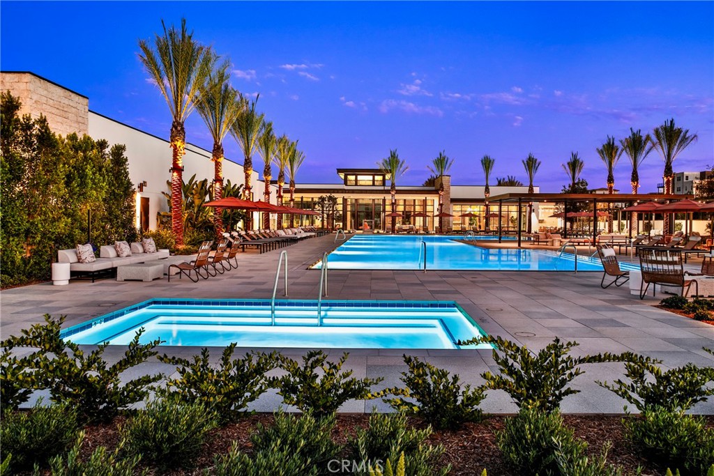 338 Plume Way Montebello, CA 90640 - Photo 3 of 19 a view of a tennis court