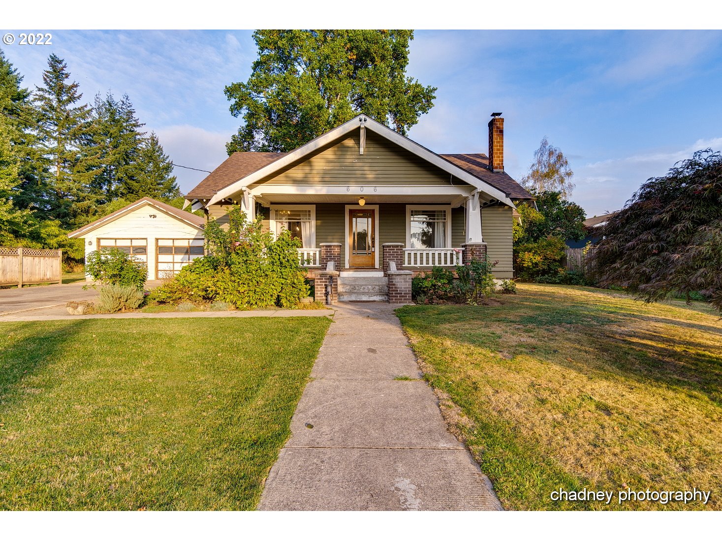 606 Southeast Northway Road Corbett, OR 97019 - Photo 1 of 32 a view of a house with a yard