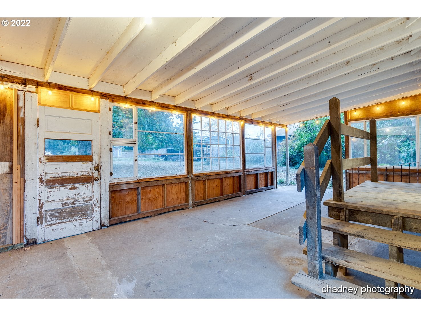 606 Southeast Northway Road Corbett, OR 97019 - Photo 23 of 32 a view of an empty room with window
