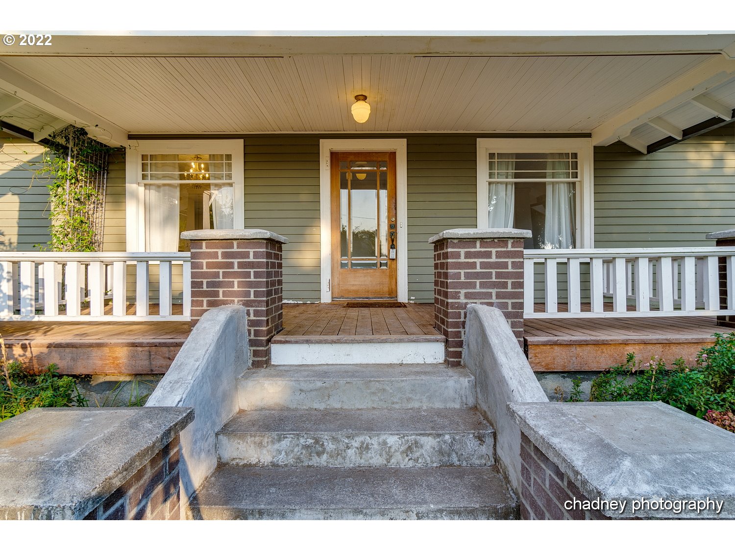606 Southeast Northway Road Corbett, OR 97019 - Photo 5 of 32 a view of an house with backyard and porch