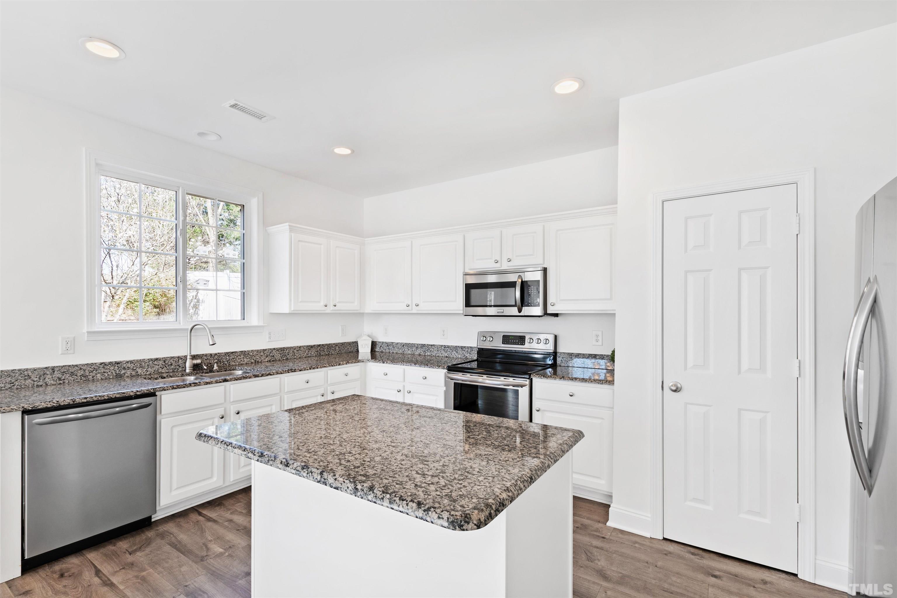 173 Depot Ridge Road Garner, NC 27529 - Photo 15 of 40 Gallery Image 15
