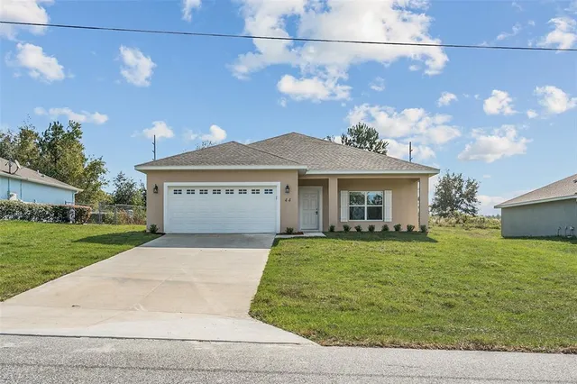 $261,000 | 44 West Lynnhaven Place, Citrus Springs, FL 34434