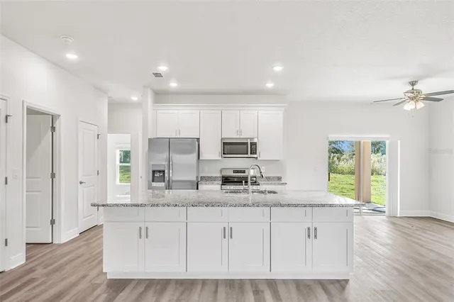 $261,000 | 44 West Lynnhaven Place, Citrus Springs, FL 34434