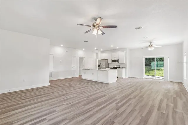 $261,000 | 44 West Lynnhaven Place, Citrus Springs, FL 34434