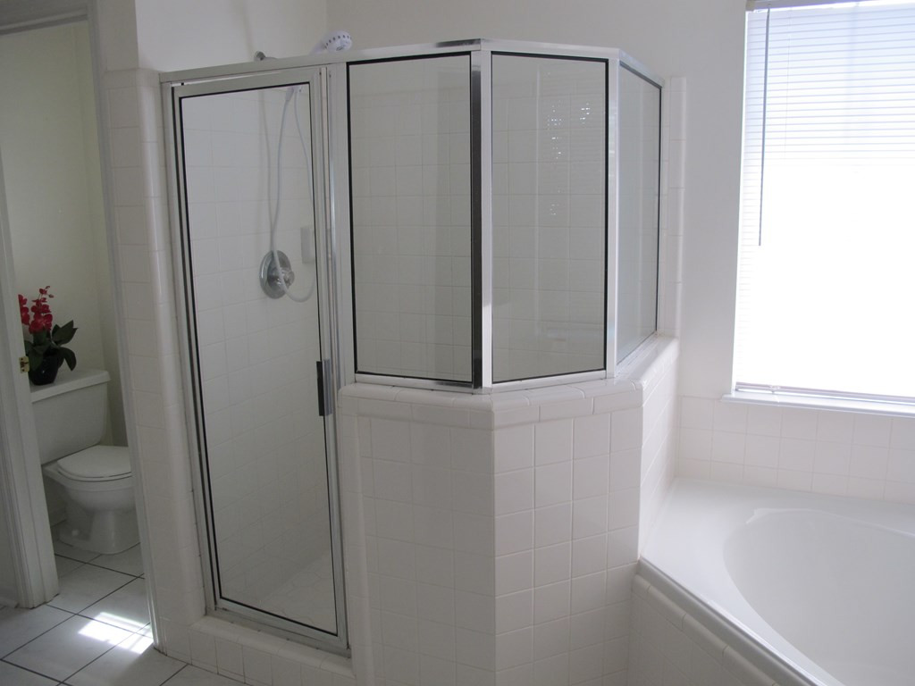 550 Blue Ridge Crossing Evans, GA 30809 - Photo 21 of 41 Owners Bath
