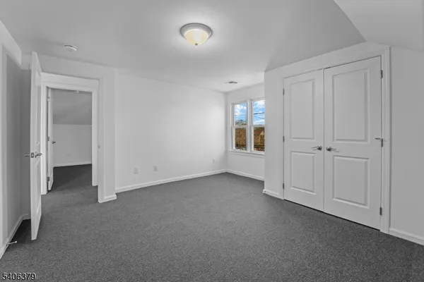 $2,600 | 43 Hillcrest Avenue, Somerset, NJ 08873