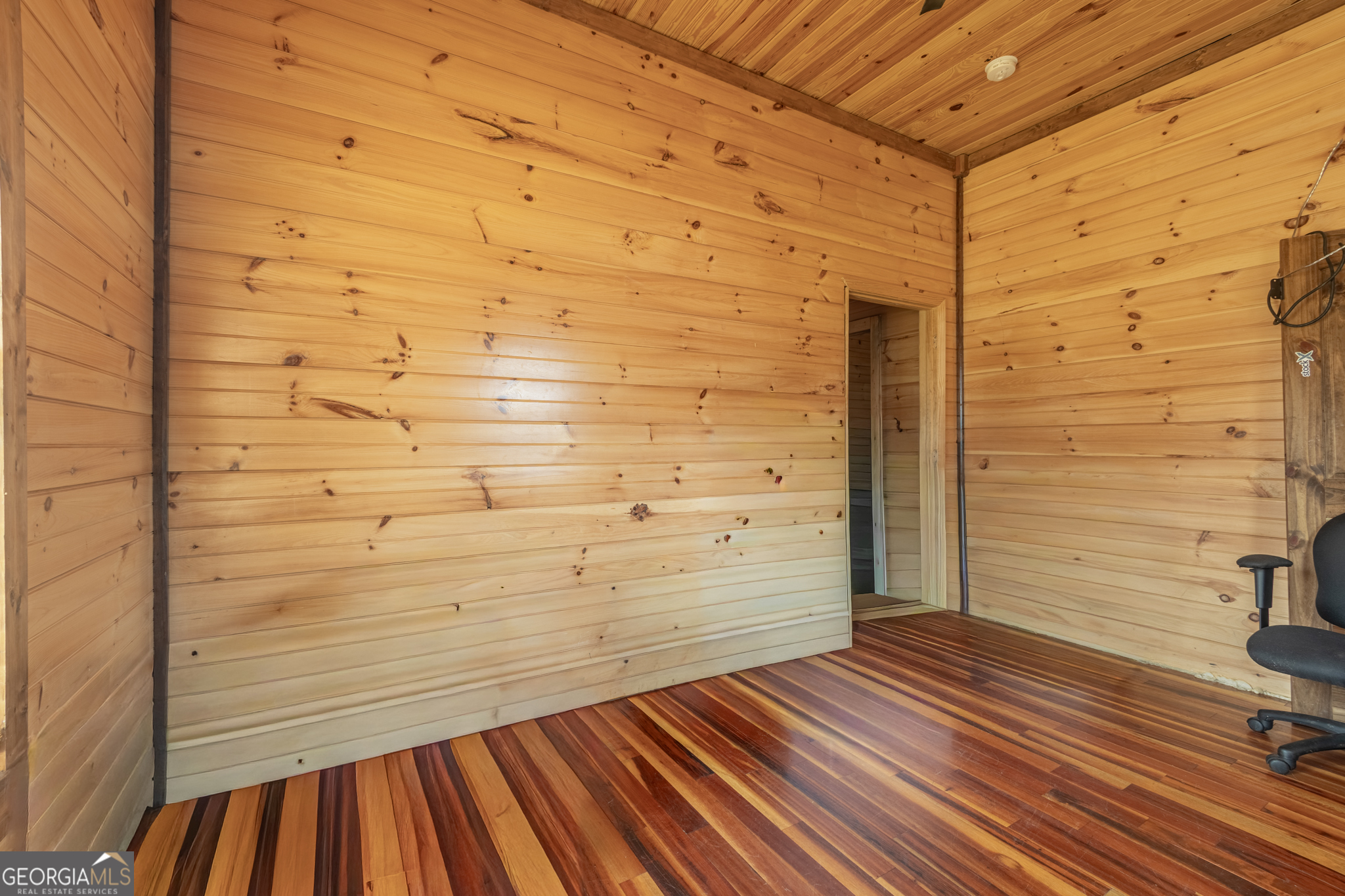 45 J J Davis Road Tallapoosa, GA 30176 - Photo 11 of 24 a view of wooden door