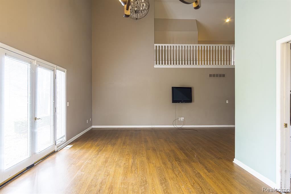 3427 Crooks Road Rochester Hills, MI 48309 - Photo 12 of 29