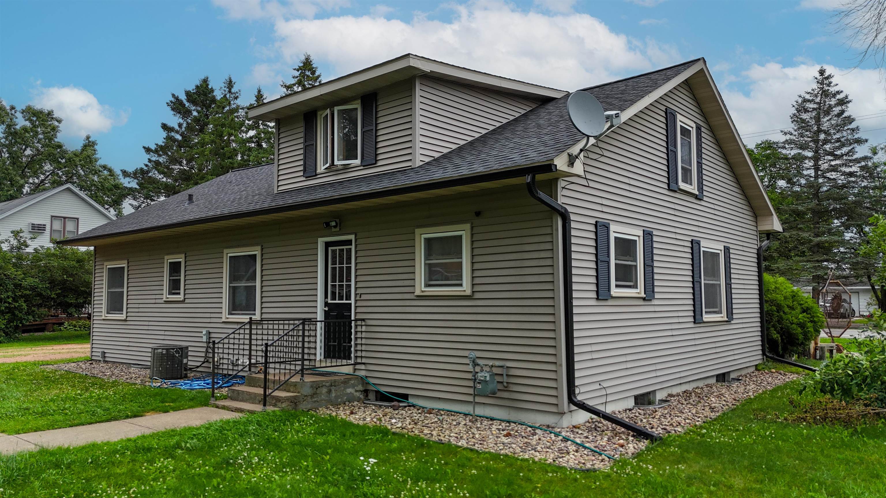 4512 County Rd J Stevens Point, WI 54482 - Photo 3 of 60