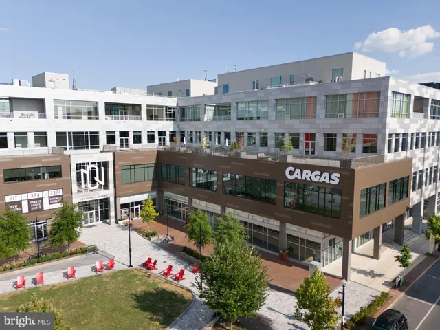 a view of building with an outdoor space