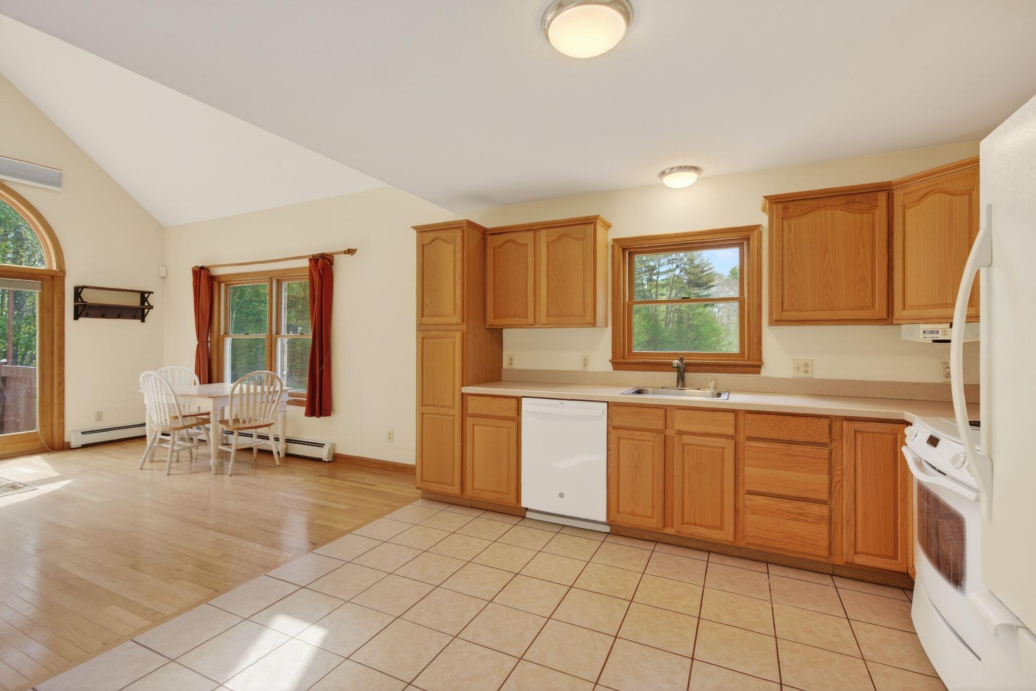99 Merrill Road Lewiston, ME 04240 - Photo 7 of 34 27_DSC02859
