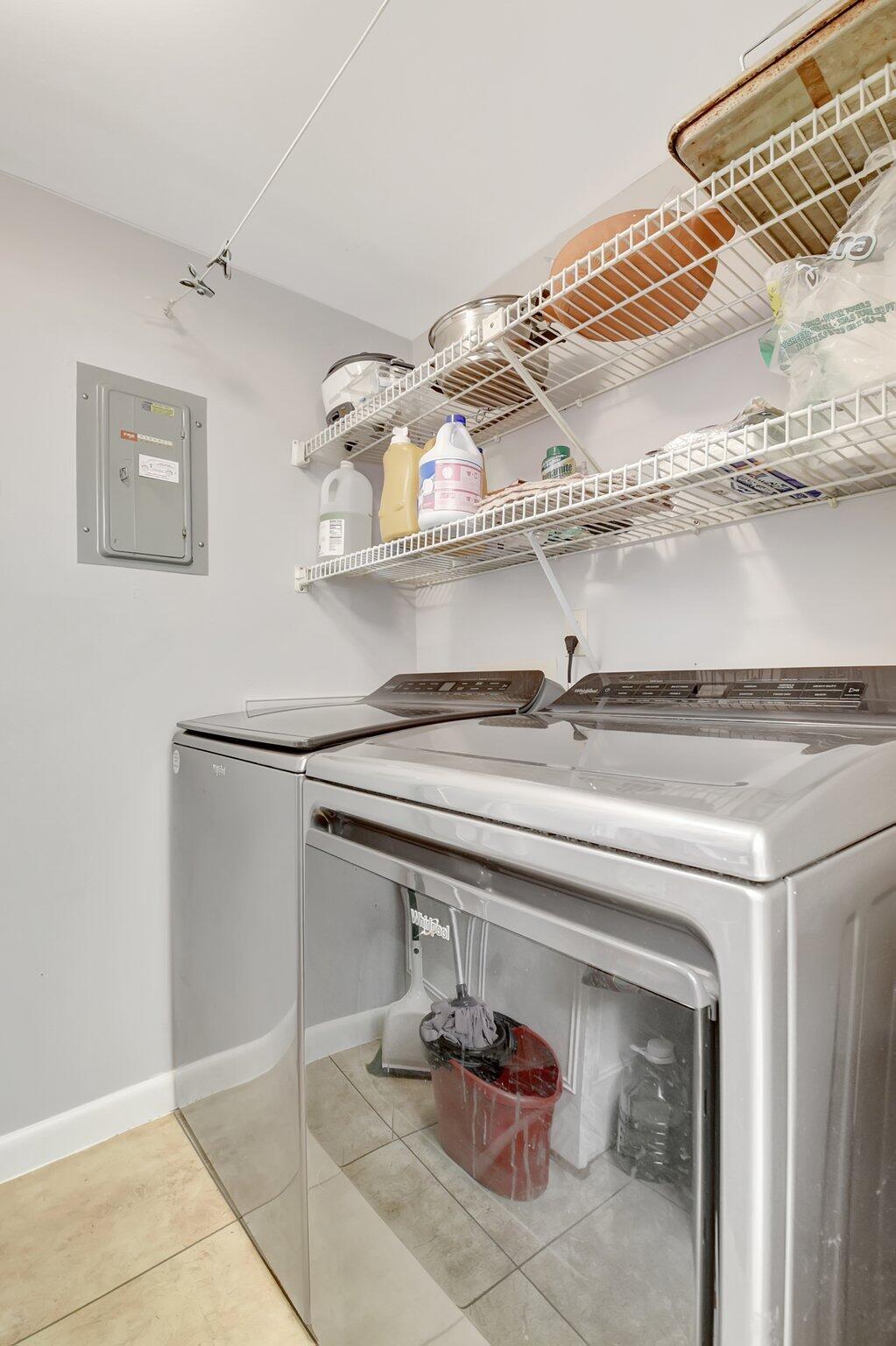 323 Pine Ridge Circle, Unit A1 Greenacres, FL 33463 - Photo 17 of 40