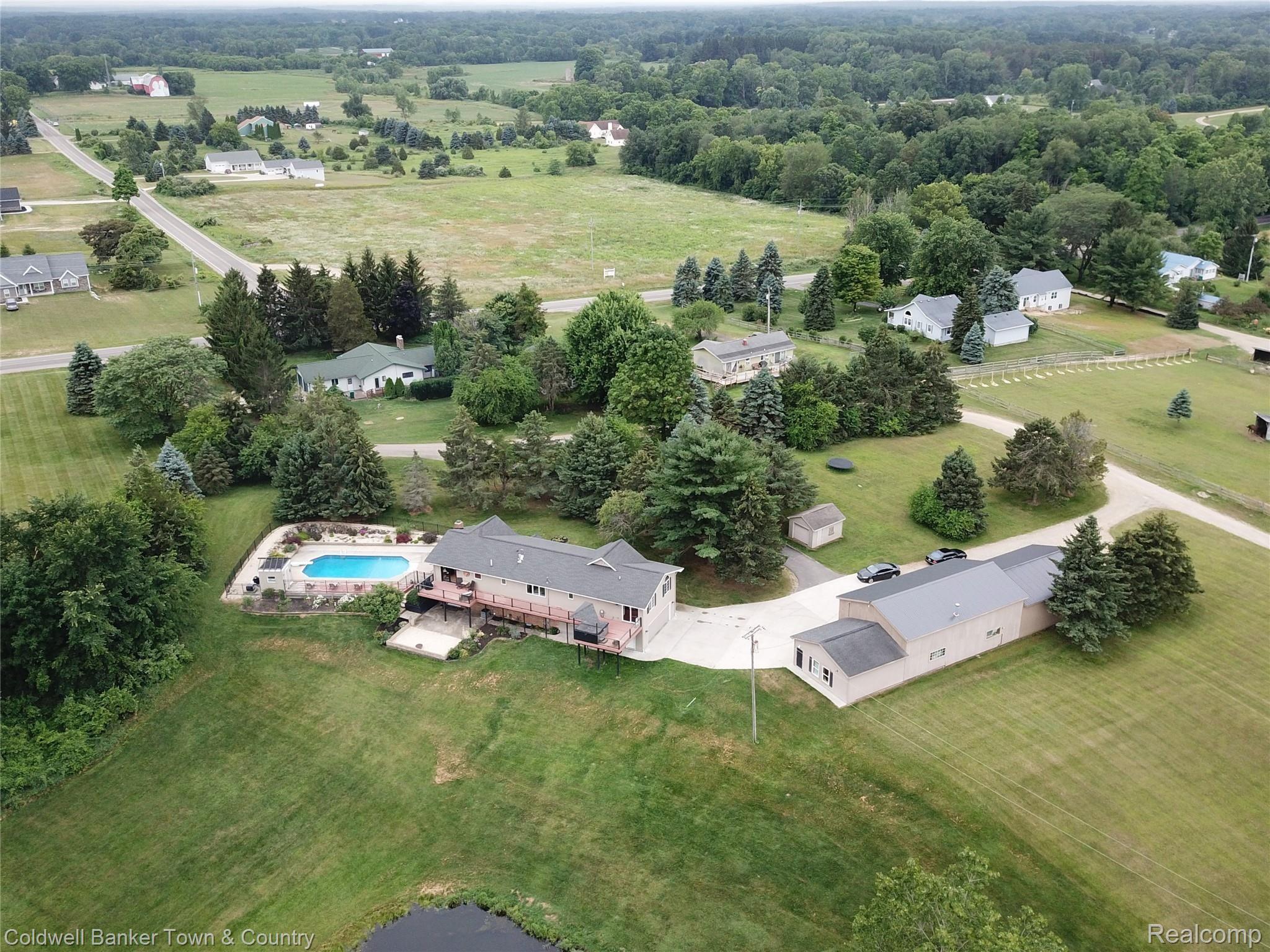 3188 West Coon Lake Road Howell, MI 48843 - Photo 7 of 65 DJI_0023.JPG