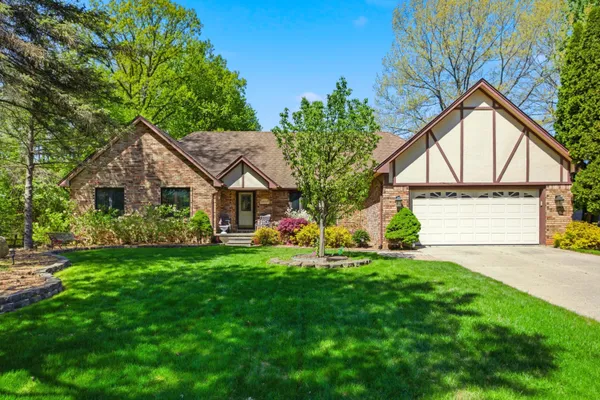 $479,900 | 48797 Lansdowne Court, Utica, MI 48317