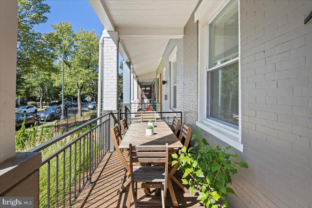 1618 G Street Southeast Washington, DC 20003 - Photo 6 of 53 a view of a balcony with chairs