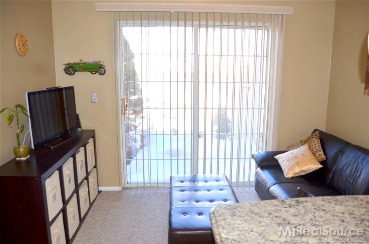 1455 Lantern Lane Rochester Hills, MI 48306 - Photo 18 of 27