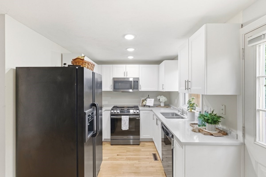 149 Bolivar Street, Unit B2 Canton, MA 02021 - Photo 9 of 31