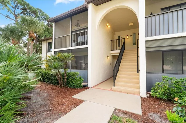 $269,000 | 2114 Southwest Silver Pine Way, Unit 121A, Palm City, FL 34990