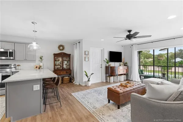 $259,000 | 2114 Southwest Silver Pine Way, Unit 121A2, Palm City, FL 34990