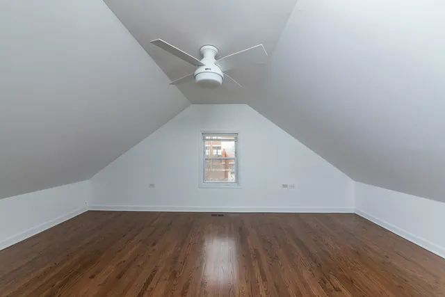 $4,400 | 1426 North Greenview Avenue, Unit 3, Chicago, IL 60642