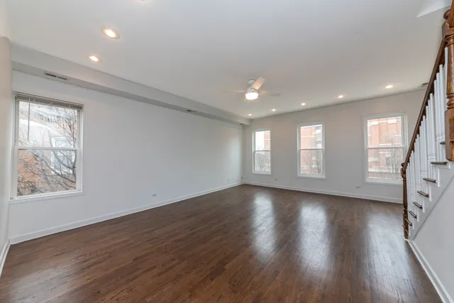 $4,400 | 1426 North Greenview Avenue, Unit 3, Chicago, IL 60642